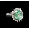 Image 1 : 4.66 ctw Emerald and Diamond Ring - 14KT White Gold