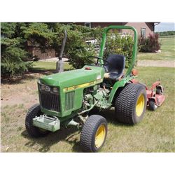 1986 John Deere 650 Tractor MFWD , 1285 hrs 3 PTH ,PTO ,Diesel ,One Owner
