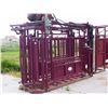Image 2 : Stampede Steel Hydraulic Cattle Squeeze