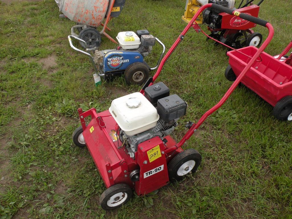 Classen TS20 lawn dethatcher without fertilizer spreader