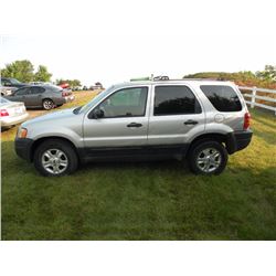 2004 Ford Escape -PRIOR SALVAGE SN#-1FMYU93114KB20119