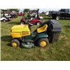 Image 3 : MTD Yardman riding mower
