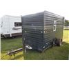 Image 2 : 2009 fish house/toy hauler