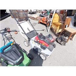 YARD PRO LAWN MOWER - GAS - REAR BAG INCLUDED