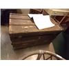 Image 1 : VINTAGE STEAMER TRUNK