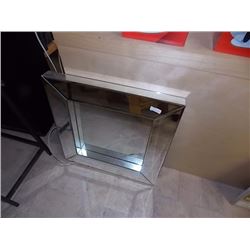 KING MATTRESS - STORE DISPLAY UNIT - MONTERAY FIRM