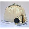 Image 6 : Judith Leiber Beige Lizard Clutch