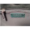 Image 7 : Authentic Chanel Quilted Green Lambskin Shoulder Shopping Tote