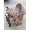 Image 2 : ANTIQUE WESTERN RIDING SADDLE