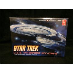 STAR TREK U.S.S ENTERPRISE NCC-1701-B U.S.S ENTERPRISE NCC-1701-B (1:1000) SCALE PLASTIC ASSEMBLY MO