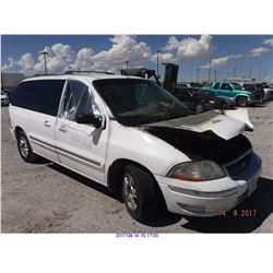 2002 - FORD WINDSTAR // SALVAGE