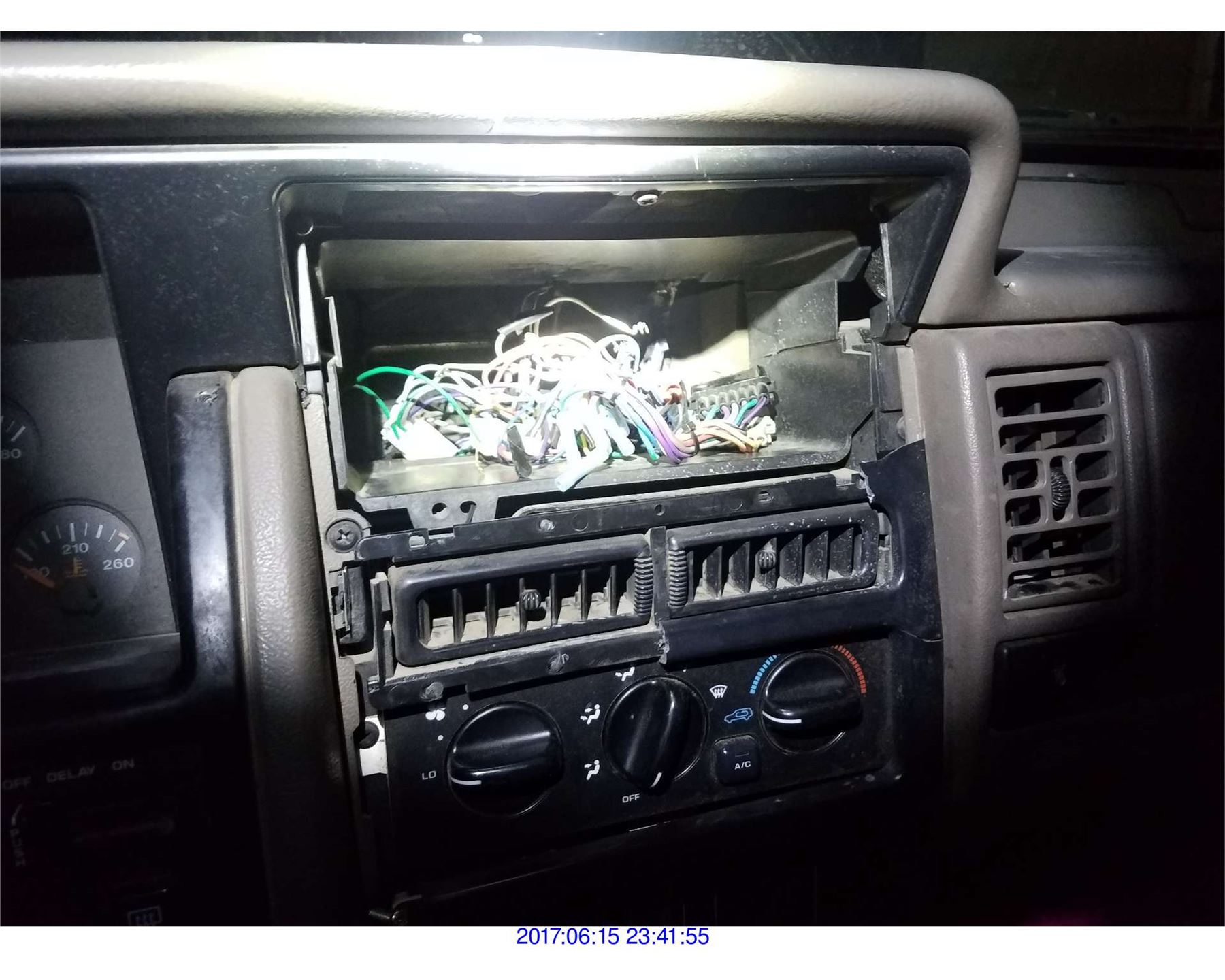 1994 JEEP GRAND CHEROKEE LAREDO