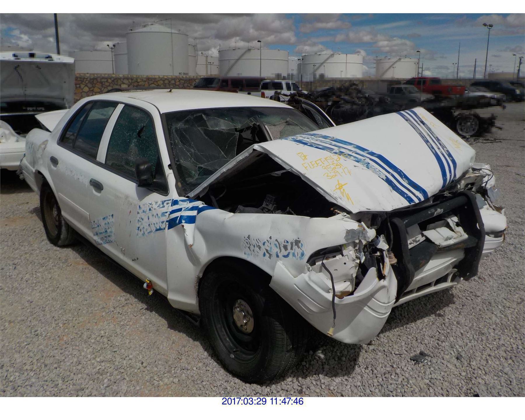 2002 FORD CROWN VICTORIA // SALVAGE with TX Title