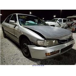 1996 - HONDA ACCORD // SALVAGE TITLE