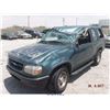 Image 2 : 1997 - FORD EXPLORER // DIESEL // SALVAGE