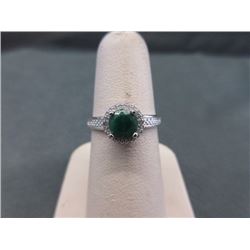 RING - ROUND FACETED EMERALD & DIAMOND IN STERLING SILVER SETTING - RETAIL ESTIMATE $400