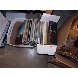 BOX OF ASSORTED RETRO RECORDS - 2 TTL