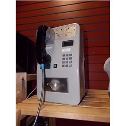 CREDIT CARD PAY PHONE - NO KEYS