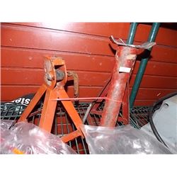 JACK STANDS - 2 TTL