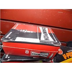NEW CHAMPION SPARK PLUGS - 8PK