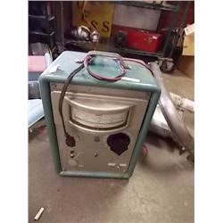 VINTAGE  ELECTROLISIS RUST REMOVER MACHINE