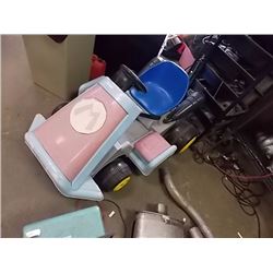 CHILD'S SUPER MARIO ELECTRIC GO CART - RETAIL ESTIMATE OVER $200