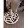 Image 1 : METAL PATIO UMBRELLA STAND