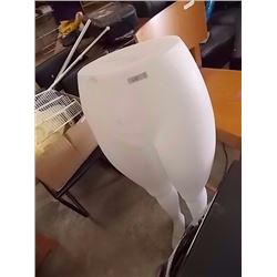 MANNEQUIN WAIST TO TOES