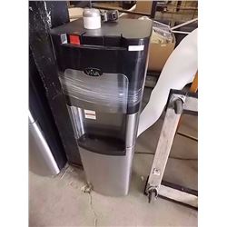 HOT / COLD WATER DISPENSER - FRONT LOAD