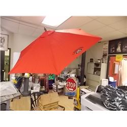NEW PATIO UMBRELLA - GROWERS CIDER - RED THIS ONE HAS TILTING ABILITY