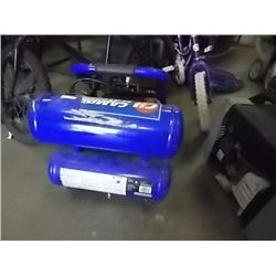 TOWN TANK COMPRESSOR - WORKING