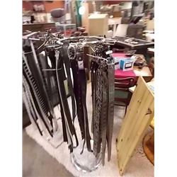 COMMERCIAL CHROME BELT DISPLAY STAND