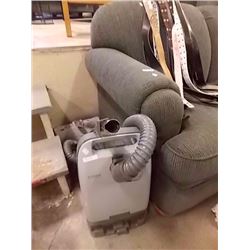 VACUMN WITH POWER HEAD