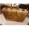 Image 1 : VINTAGE LEATHER SUIT CASE