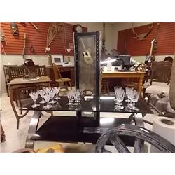 LG/PLASMA GLASS TV STAND