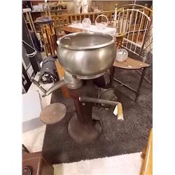 VINTAGE ELECTRIC CREAM SEPERATOR - 1930'S-1940'S