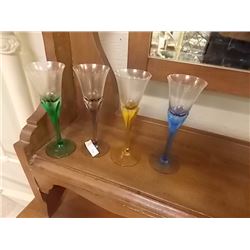 COLOUR LIQUIOR GLASSES - 4 TTL