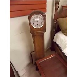 GRANDDAUGHTER CLOCK - missing one hand