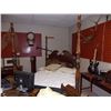 Image 2 : MAHOGANY BED FRAME - CAN BE QUEEN OR DOUBLE - 4 POSTER DESIGN - POST REMOVABLE - INCLUDES HDBRD, FTB