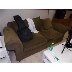 ROLLED ARM UPHOLSTERED COUCH WITH CUSIONS