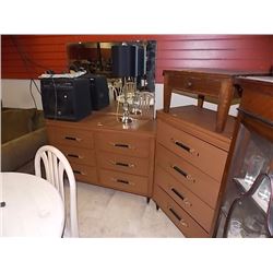 RETRO DRESSERS - 4 DRAWER & 6 DRAWER WITH MIRROR 2 DRESSERS - 1 MONEY