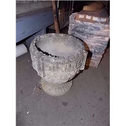 CONCRETE - PLANT POT