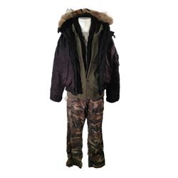 Don't Breathe Money (Daniel Zovatto) Movie Costumes