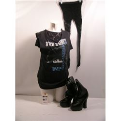 The Perks of Being a Wallflower Mary Elizabeth (Mae Whitman) Movie Costumes