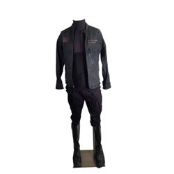 Resident Evil 6 Dr. Alexander Isaacs (Iain Glen) Movie Costumes