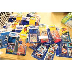 LOT OF 20 STARTING LINE UP BASEBALL FIGURES