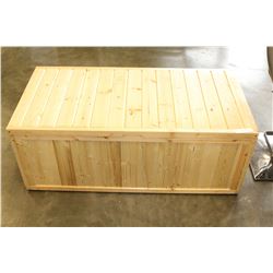 LARGE PINE STORAGE TRUNK