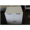 Image 1 : PAINTED WHITE ENDTABLE