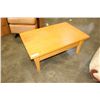 Image 1 : MAPLE COFFEE TABLE