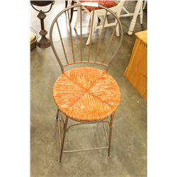 WROUGHT IRON SWIVEL BAR STOOL